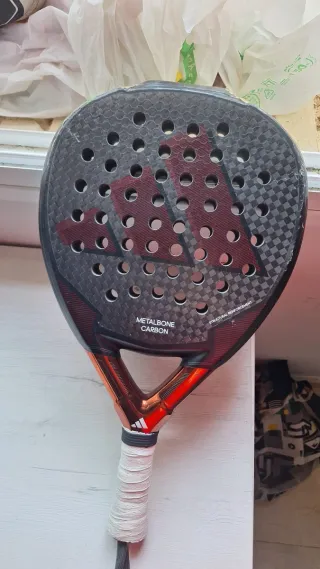 Pala de pádel Adidas Metalbone Carbon