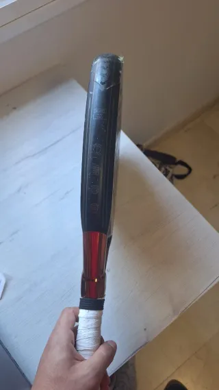 Pala de pádel Adidas Metalbone Carbon