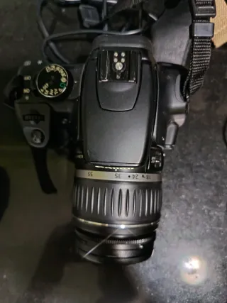 Cámara Canon EOS 400D + Batería y Cargador