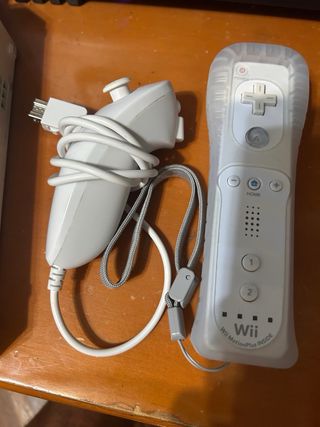 Nintendo Wii Blanca con juegos