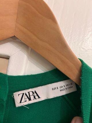 Jersey Zara manga corta verde punto