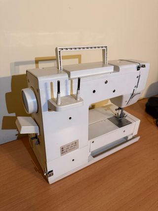 Máquina de coser Wertheim 3800