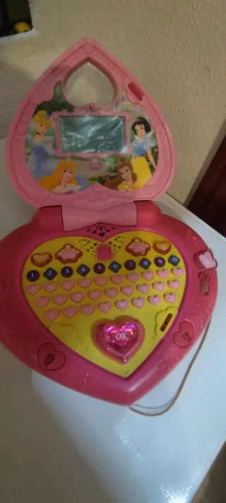 Calculadora VTech Princesas Disney Corazón