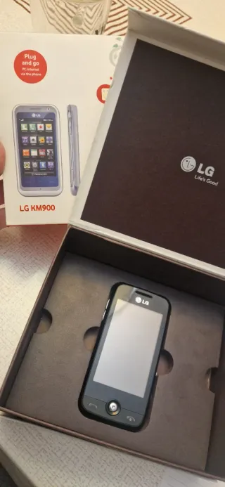 Teléfono móvil LG KM900 Negro