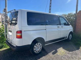 Volkswagen Transporter T5 2004