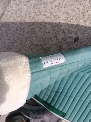 Sudadero Equiteme con salvacruces