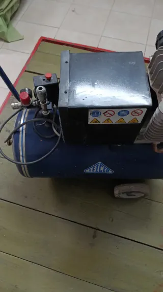 Compresor de aire azul