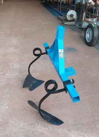 Arado dos surcos aporcador alomador acaballonadora