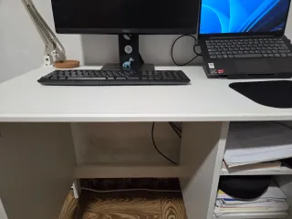 Escritorio IKEA BRUSALI blanco 90x52 cm