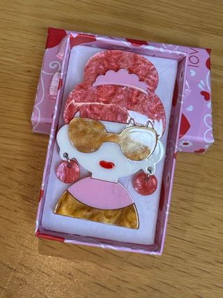 Broche mujer gafas sol rosa y dorado