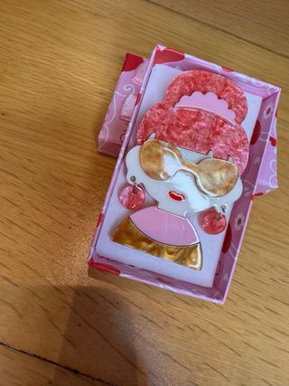 Broche mujer gafas sol rosa y dorado