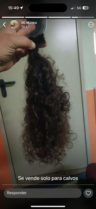 Pelo natural castaño para peluca/extensiones