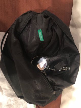 Bolso de Hombro Benetton Negro