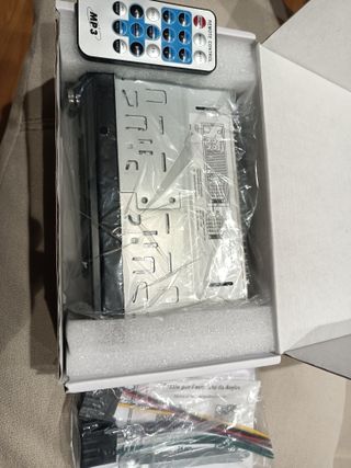 Radio Coche Avylet C301 1 DIN Usada