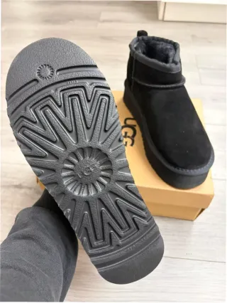 Botas UGG Ultra Mini Plataforma Talla 37
