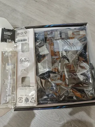 Placa Base Asus Prime B560M-A y disipador Cooler