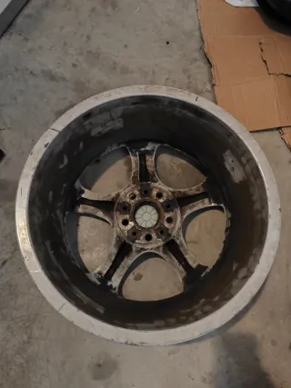 Llanta Trasera BMW 19x9 styling 230