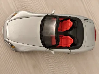 1:18 Honda S2000 Maisto