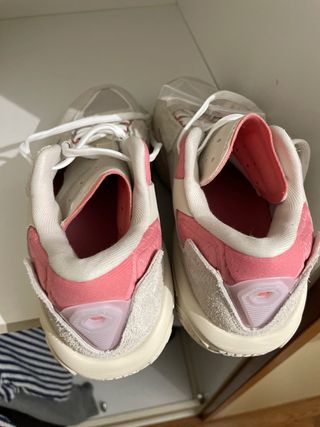 New Balance Beige/Rosa Zapatillas