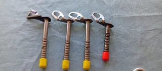 Material de escalada variado