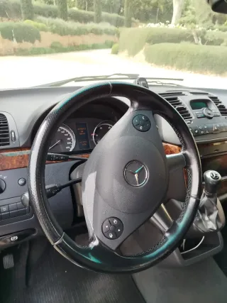 Mercedes-Benz Viano 2011