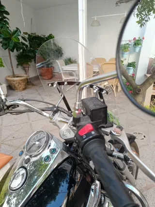 Suzuki Intruder  VLC Negra