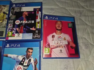Lote 5 Juegos PS4 FIFA (17, 18, 19, 20, 21)