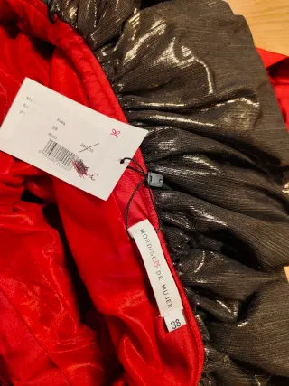 Vestido rojo diseño una manga Talla M