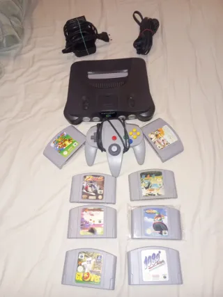 Nintendo 64 + 8 Giochi