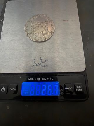 Moneda 8 Reales columnarios