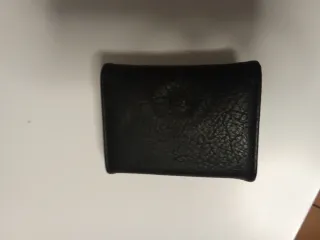 Portafoglio nero con porta carte metallo