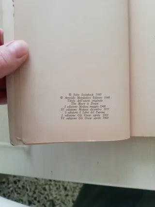 Mondadori | La luna è tramontata (Steinbeck)