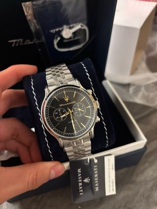 Reloj Maserati Negro y Dorado