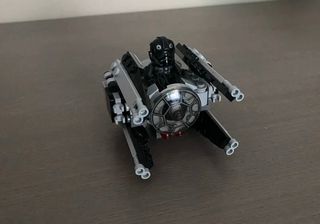 LEGO Star Wars 75031 TIE Interceptor