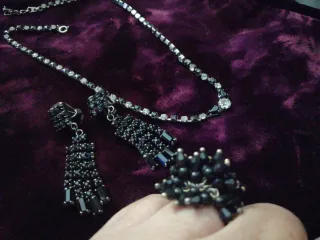 Conjunto collar, pendientes y anillo vintage