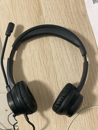 Auriculares Trust negros con micrófono con cable