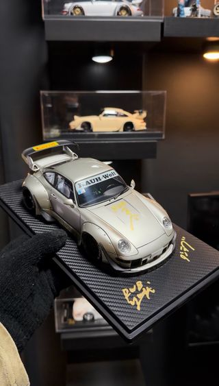 Porsche RWB 1:18 Ignition Model