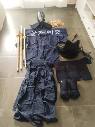 Equipo Kendo Completo: Bogu, Shinai y Ropa