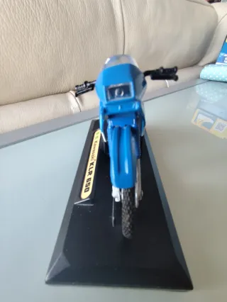 Miniatura Moto Kawasaki KLR 650