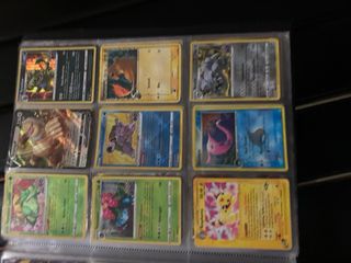 Carte Pokémon Charizard, Mewtwo, Lucario, Machamp
