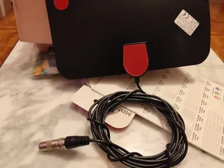 Antena TDT Portátil Negra