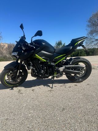 Kawasaki Z900 125cv 948cc Año 2022.