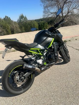 Kawasaki Z900 125cv 948cc Año 2022.