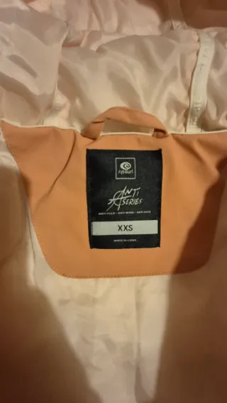 Cazadora RIP CURL NUEVA