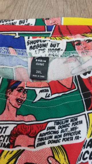 Falda estilo cómic pop art