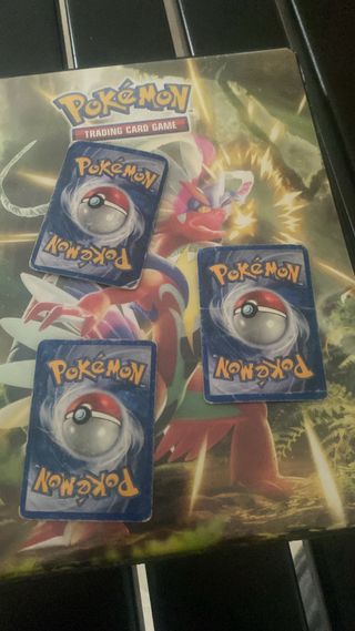 Carte Pokémon Dragonite, Mew, Tyranitar