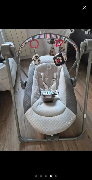 Mecedora para bebé Lionelo