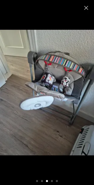 Mecedora para bebé Lionelo
