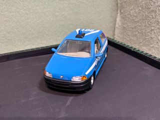 Bburago Fiat Punto Polizia 1:24 Made in Italy