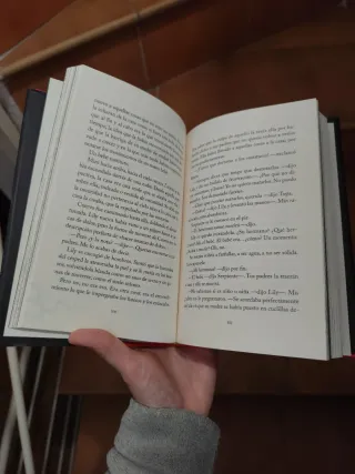 Lily y las criaturas de la noche